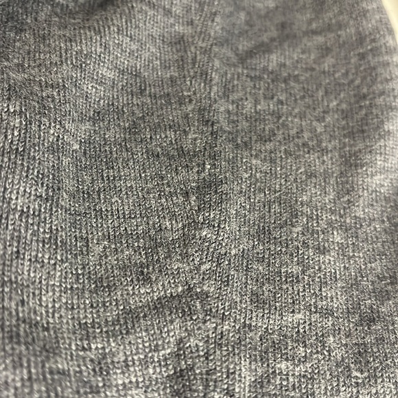 Gap Extra Fine merino Wool Sweater-Gray V-Neck men’s L - Picture 10 of 10